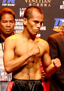 Domingo-and-Fajardo-Clash-for-IBF-Asia-Flyweight-Title-in-Manila